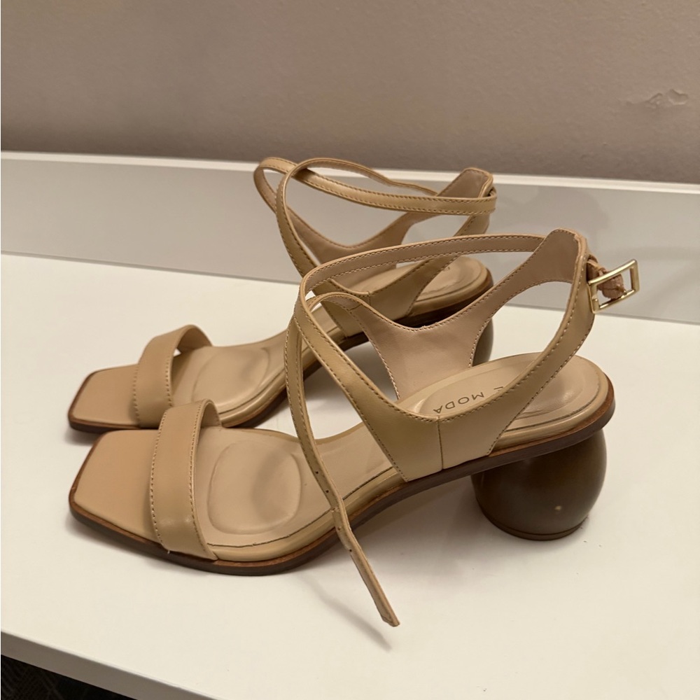 Pelle Moda Laika heeled sandals in beige.‎ 
7.5